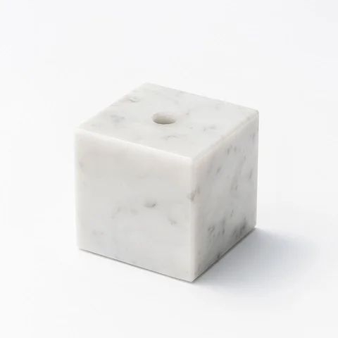 SHINOBO cube 花立て 1