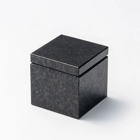 SHINOBO cube 形見入れ 4